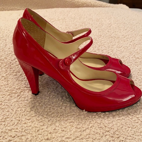 Red Ralph Lauren Heels 😍😍 - Picture 1 of 14